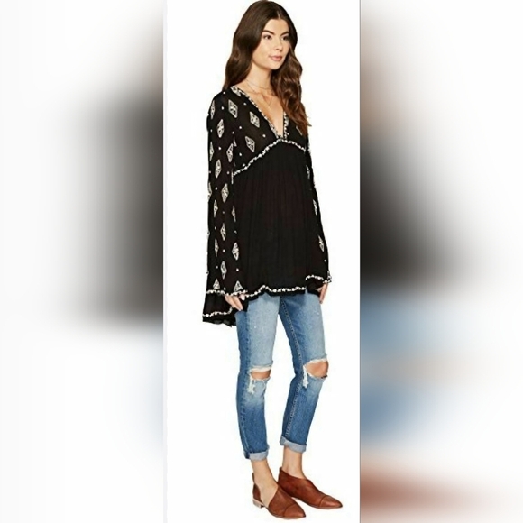 Free People Black and White Crinkle Diamond Patterned Tunic/Dress EUC M Box 3 - Picture 2 of 5